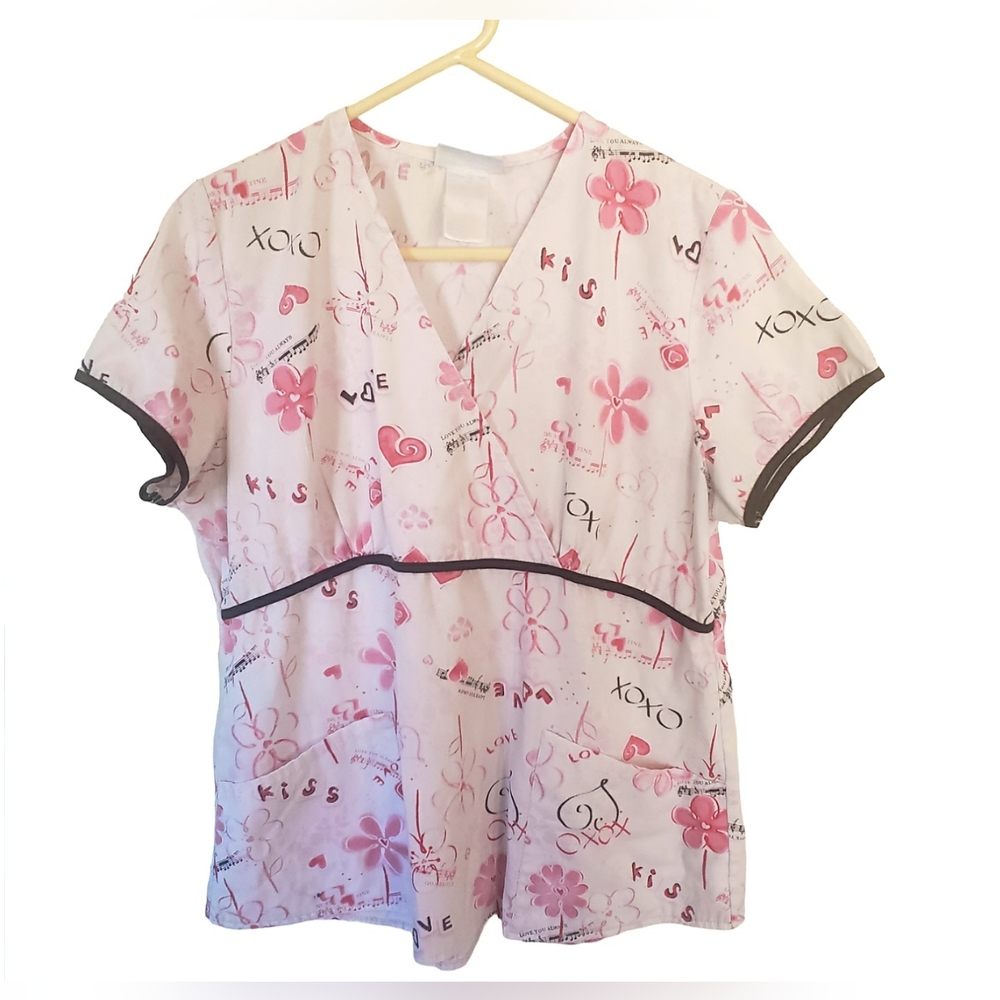 Hearts XOXO Scrub Top